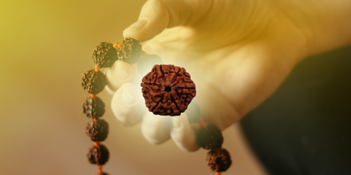 Rudraksha Wearing Rules for Males: A Complete Guide According to Hindu Traditions