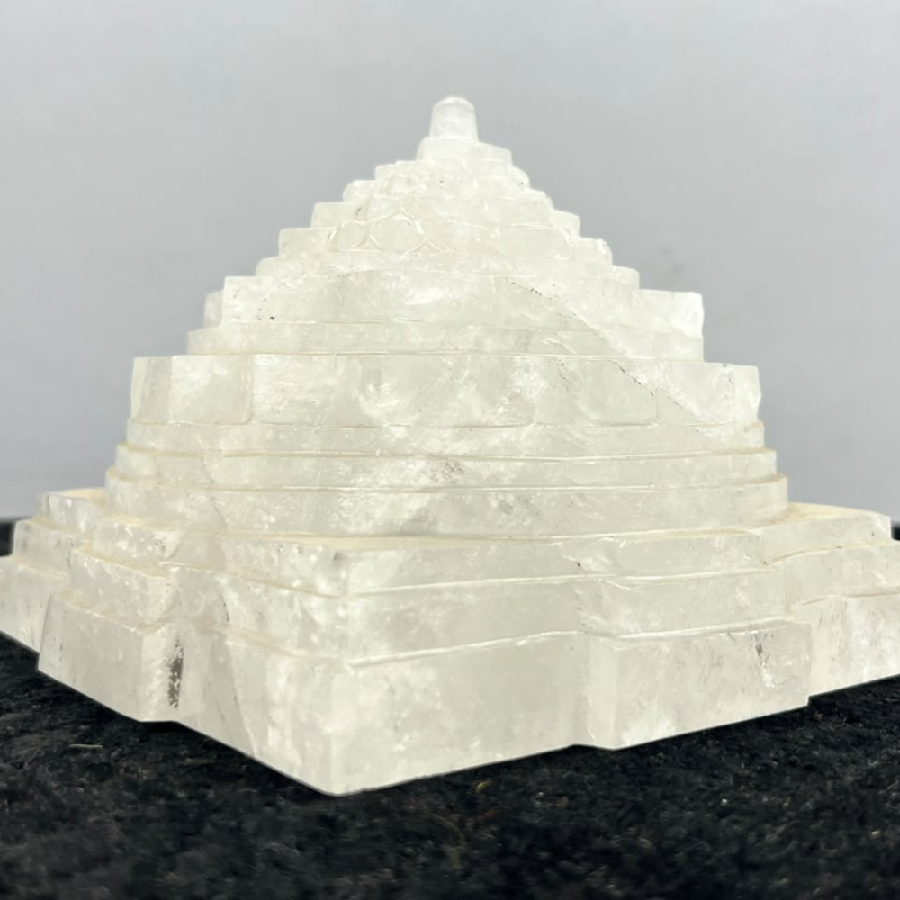Sphatik Shreeyantra-2200gms