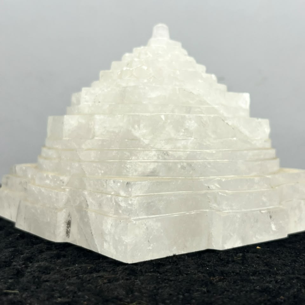 Sphatik Shreeyantra-2200gms