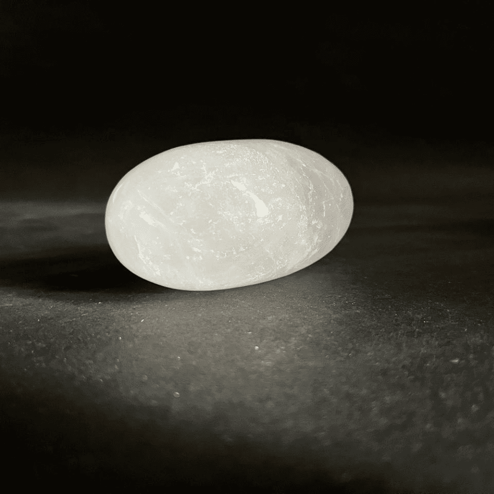 Sphatik Lingam (270gm/3.4inch)