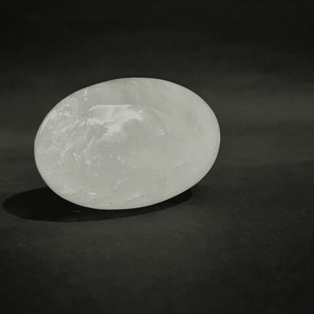 Sphatik Lingam (165gm/2.6inch)
